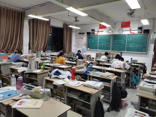 学不迷茫 分秒拼抢 一位高三教师的900天高考备战历程与6.18教育活动策划实录